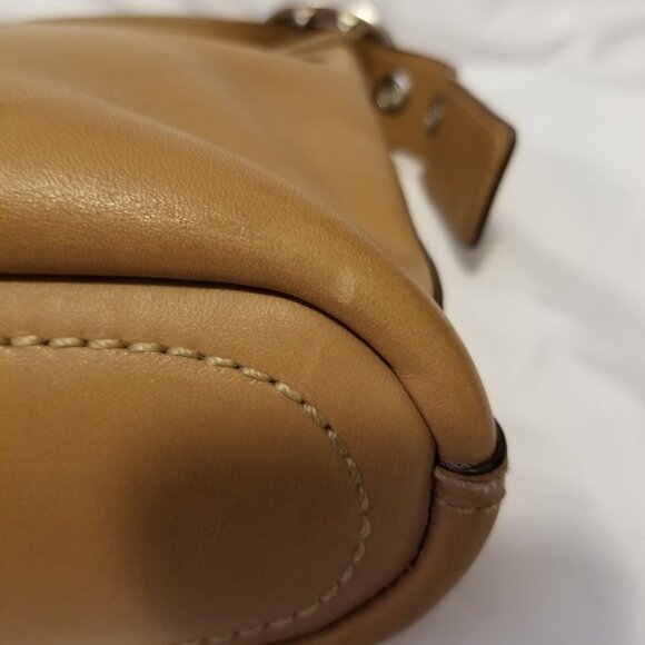 Authentic Coach Leather Caramel Brown Hobo or Crossbody Convertible Purse - Picture 8 of 11